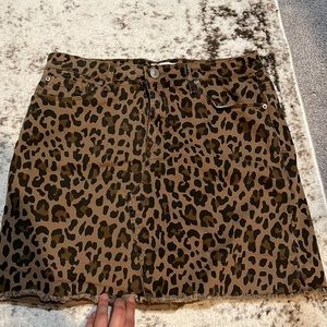 Cheeta Jean skirt- size 28/6